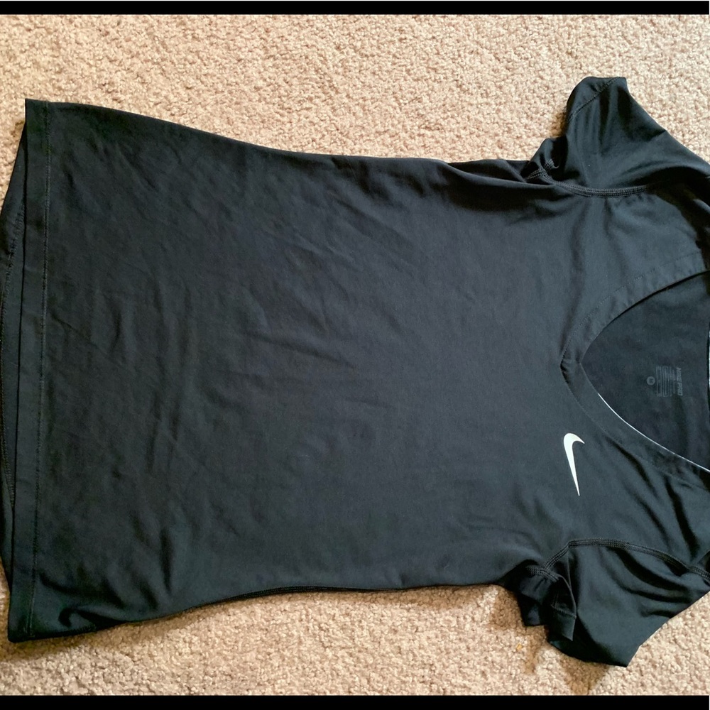 NIKE black top
